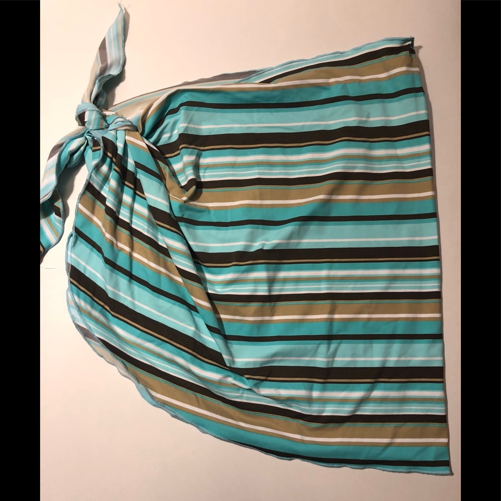 Pool cover up